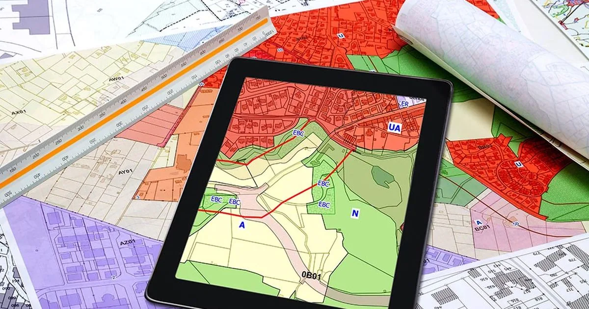 Géoportail, cadastre.gouv.fr ou Google Earth : comparatif des outils cartographiques